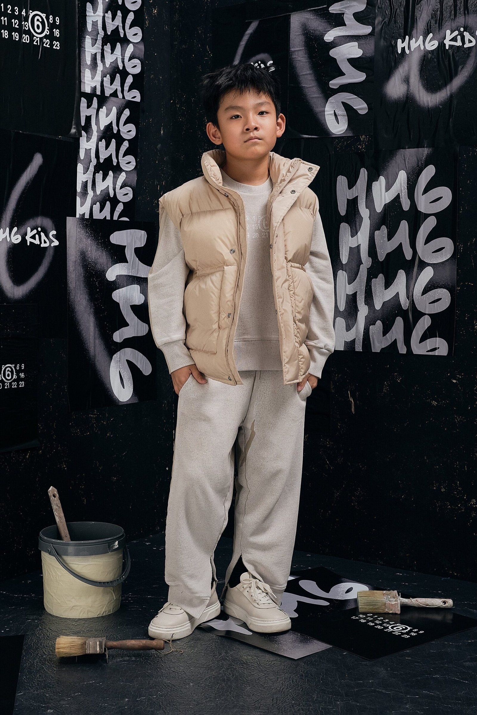 M61092MM08BM6712_05_f4ef03ca-bd6d-49b7-b89d-41b12dc70394.jpg Padded jacket with logo - Image 1
